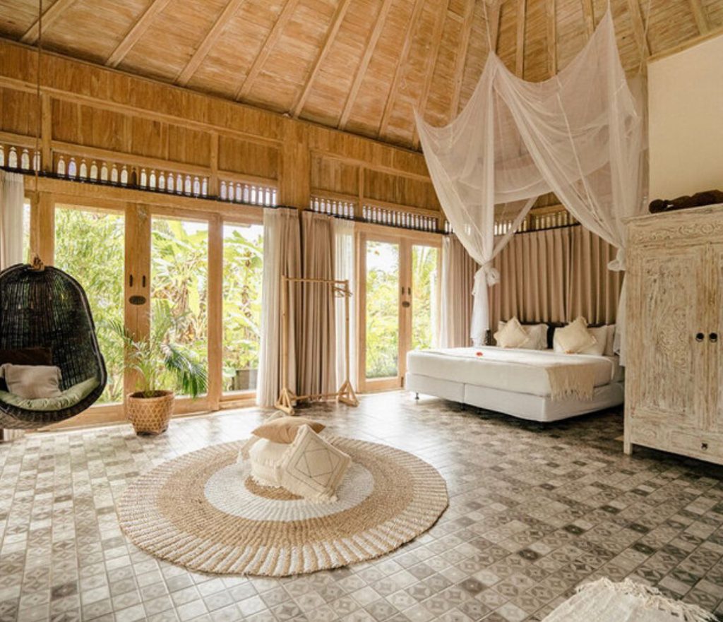 WhatsApp Image 2025-12-12 at 09.27.51 (1)