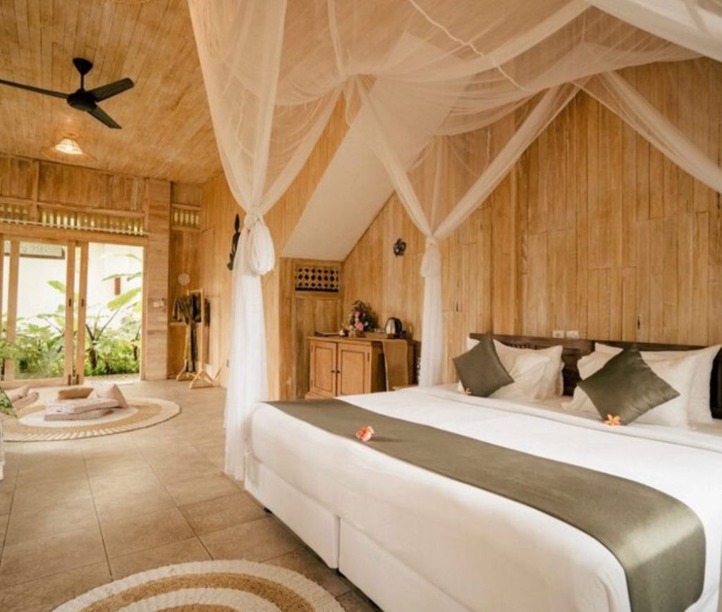 WhatsApp Image 2025-12-12 at 09.27.51