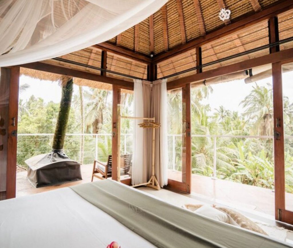 WhatsApp Image 2025-12-12 at 09.27.51 (2)